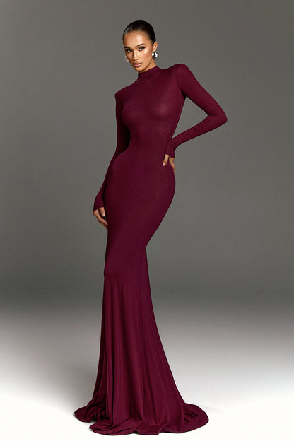 Noire｜Turtleneck Maxi Dress