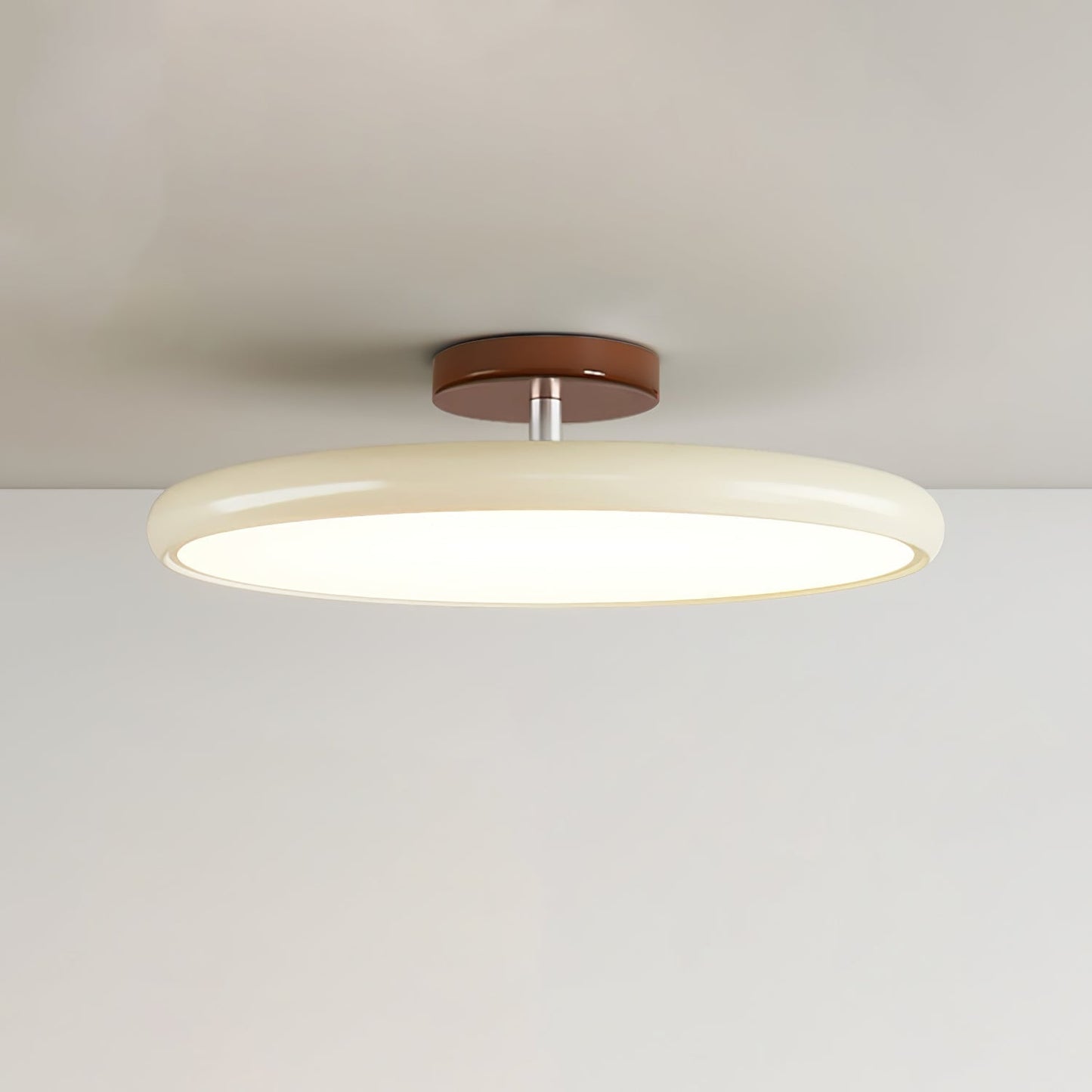 Fyne Loftlampe i Metal