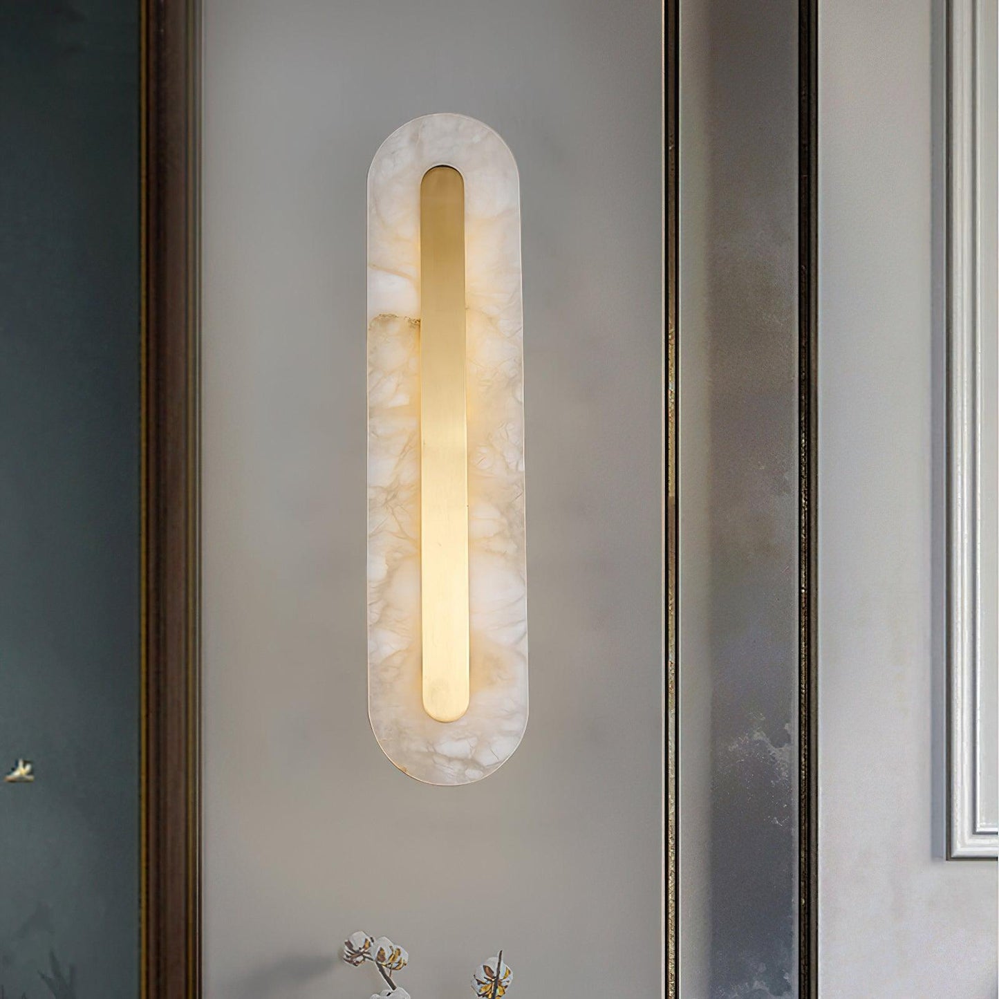 Hurn Væglampe i Alabaster