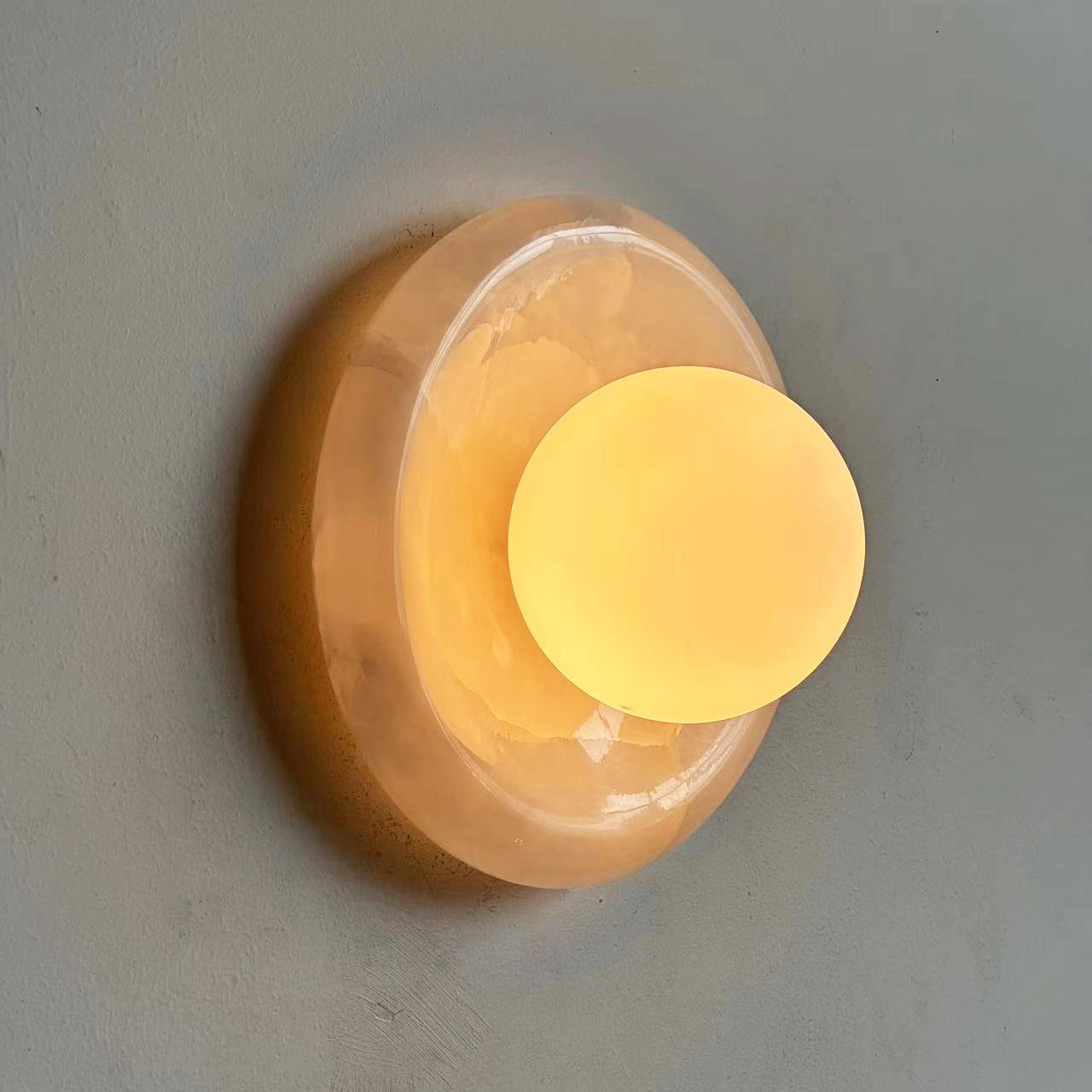 Avi Væglampe i Marmor